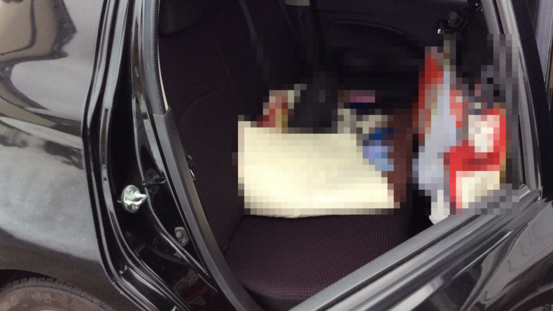 内装後方シート