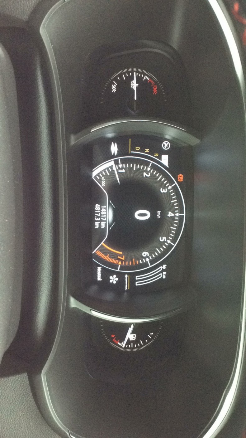 内装メーター