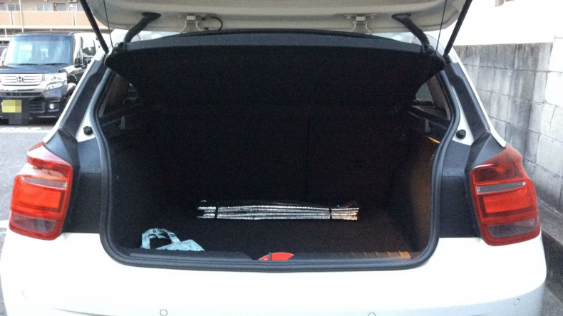 内装トランク