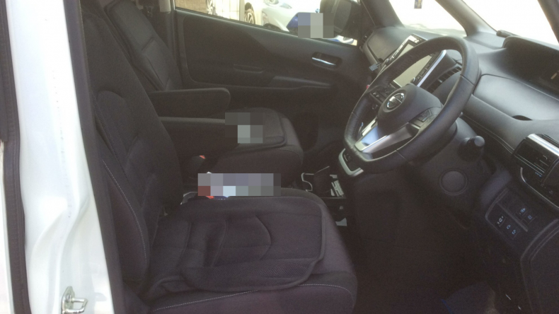 内装前方シート