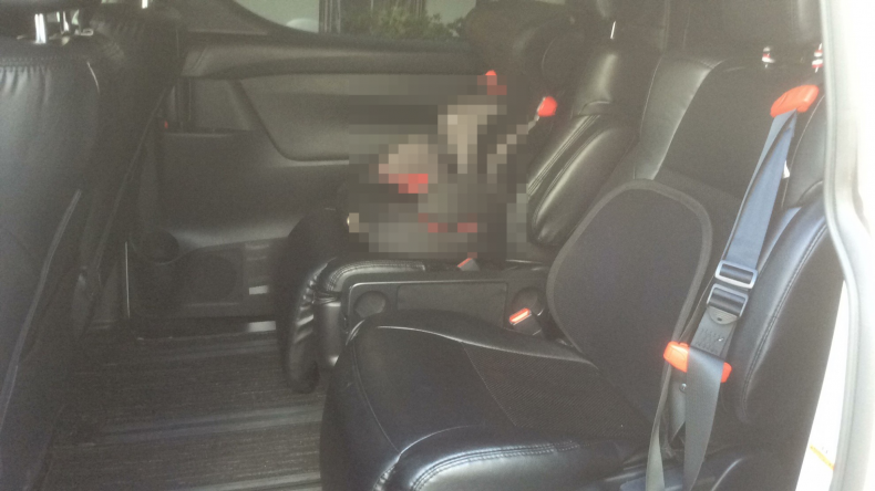 内装後方シート