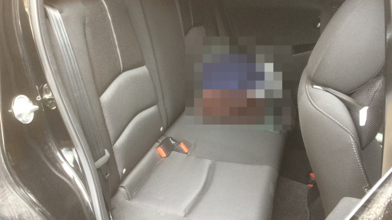 内装後方シート