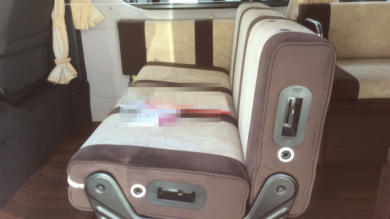 内装後方シート