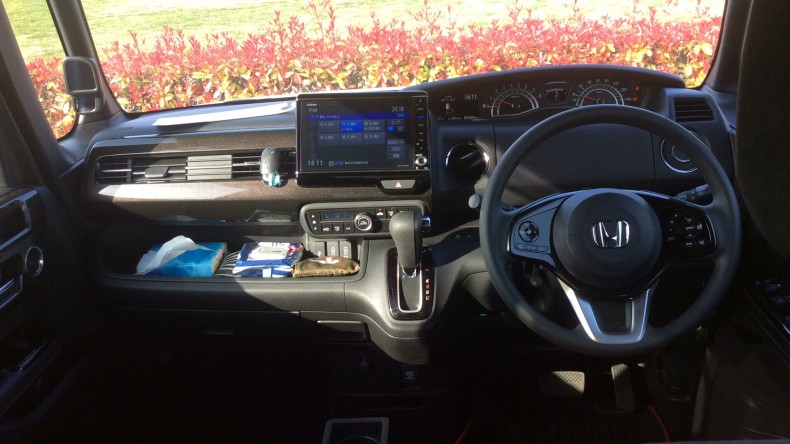 内装インパネ全体