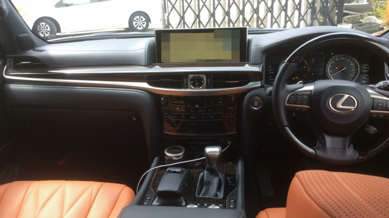 内装インパネ全体