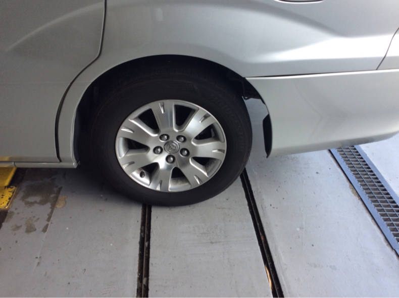 タイヤホイール後