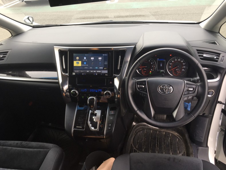 内装インパネ全体