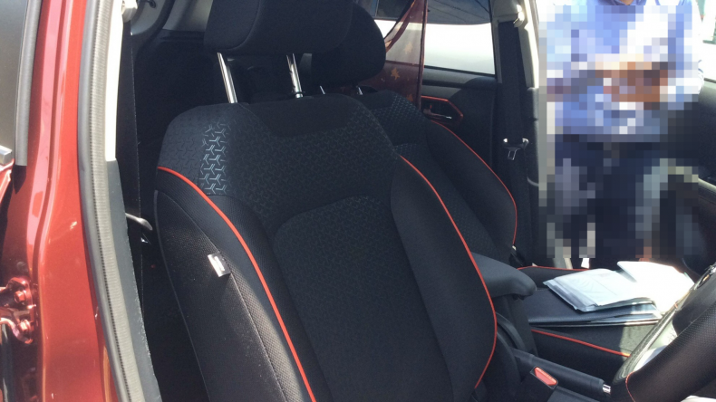 内装前方シート