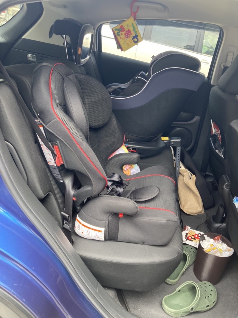 内装後方シート