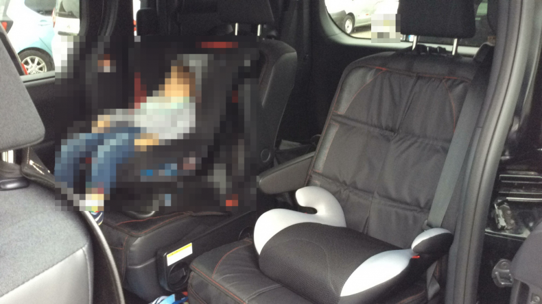 内装後方シート