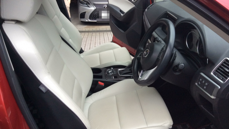 内装前方シート