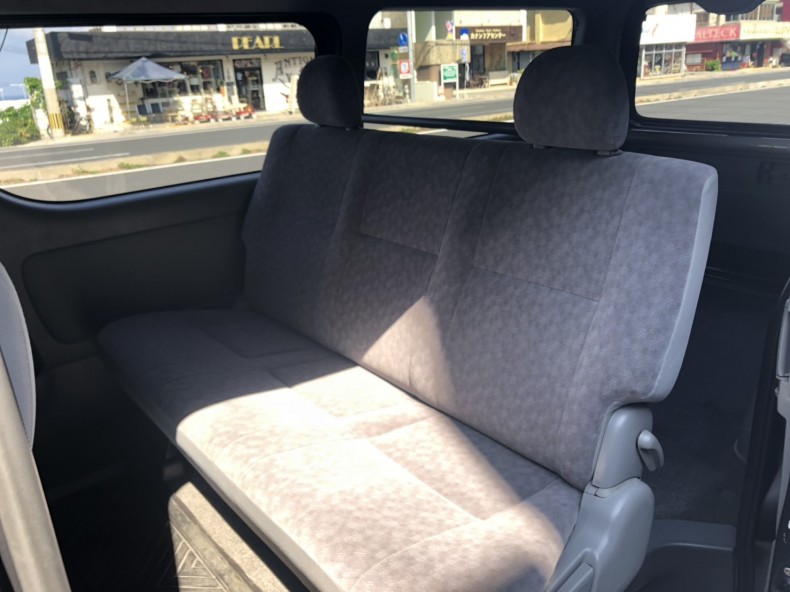 内装後方シート