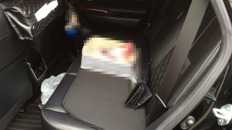 内装後方シート