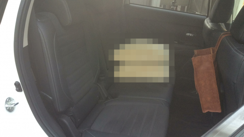 内装後方シート