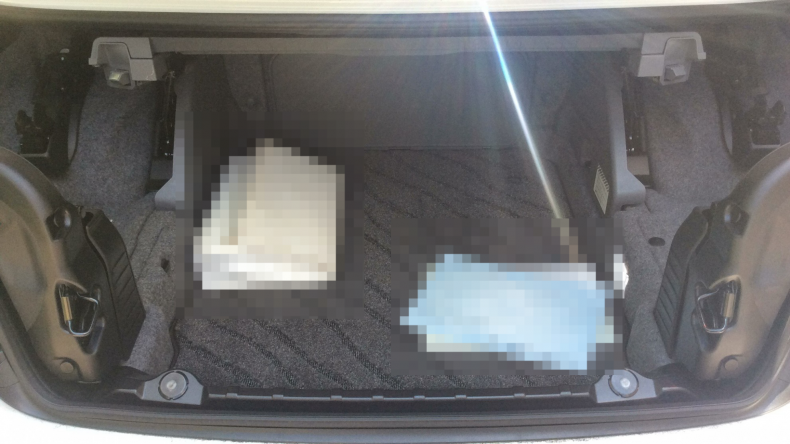 内装トランク