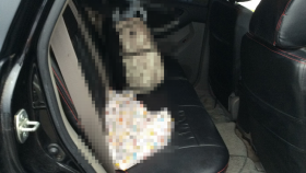 内装後方シート