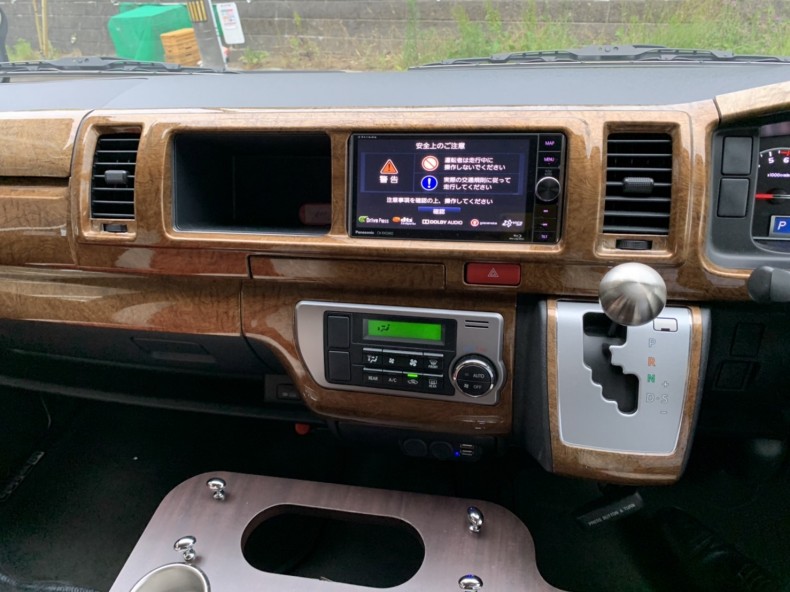 内装インパネ全体