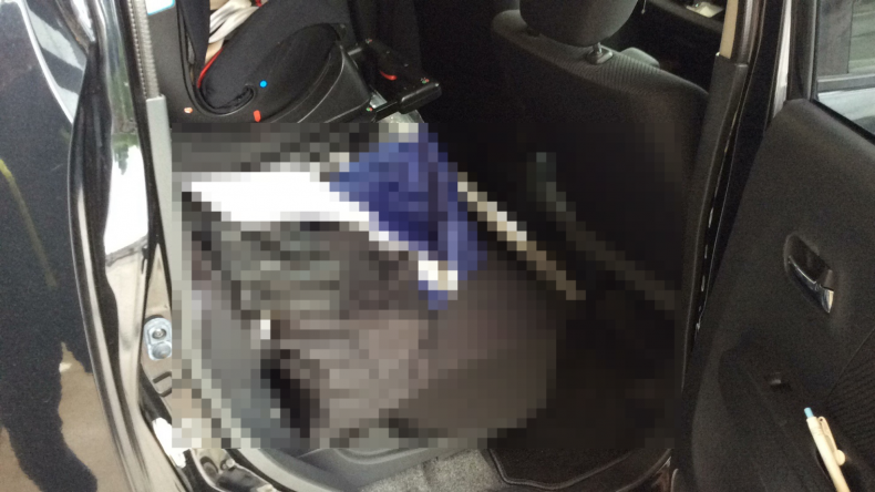 内装後方シート