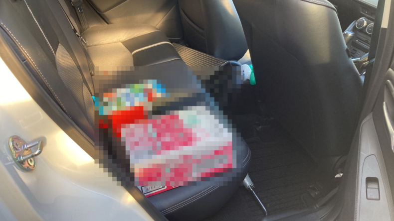 内装後方シート