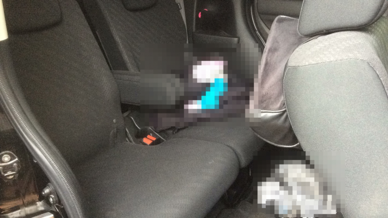 内装後方シート