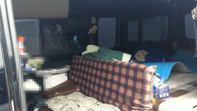 内装後方シート