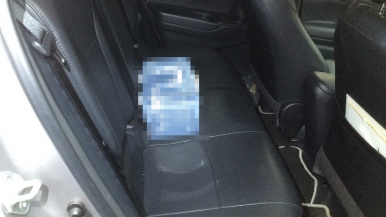 内装後方シート