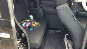 内装後方シート