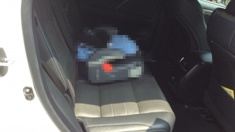 内装後方シート