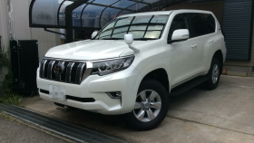 トヨタ/ランドクルーザープラド-126523