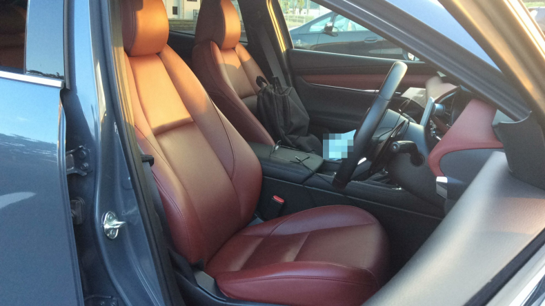 内装前方シート