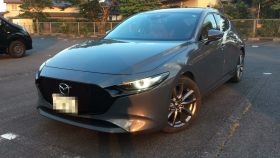 マツダ/ＭＡＺＤＡ３ファストバック-126996