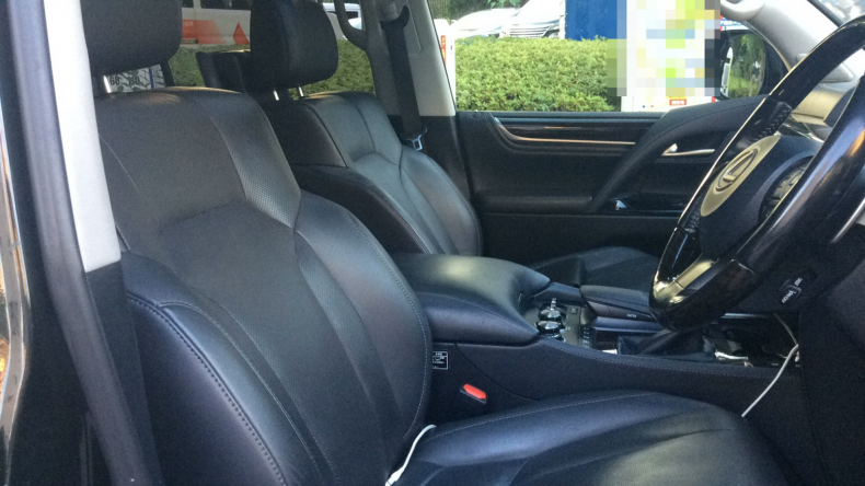 内装前方シート