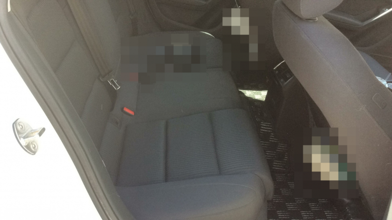 内装後方シート