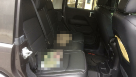 内装後方シート