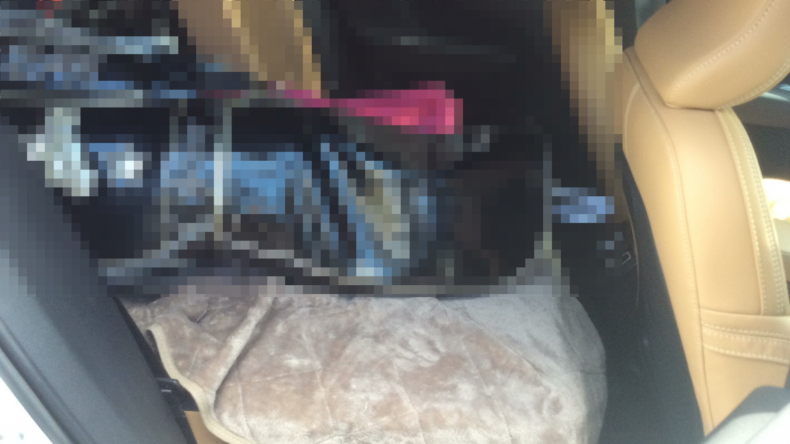 内装後方シート