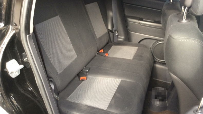 内装後方シート