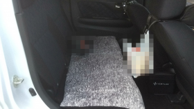 内装後方シート