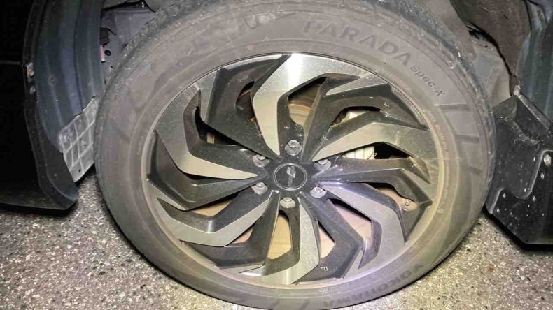 タイヤホイール後