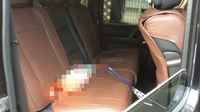 内装後方シート