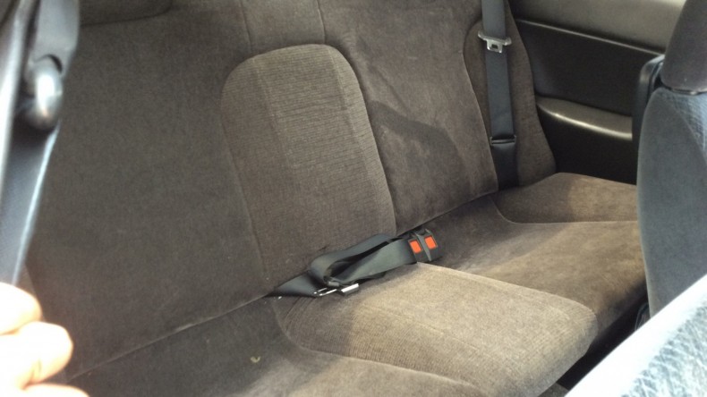 内装後方シート