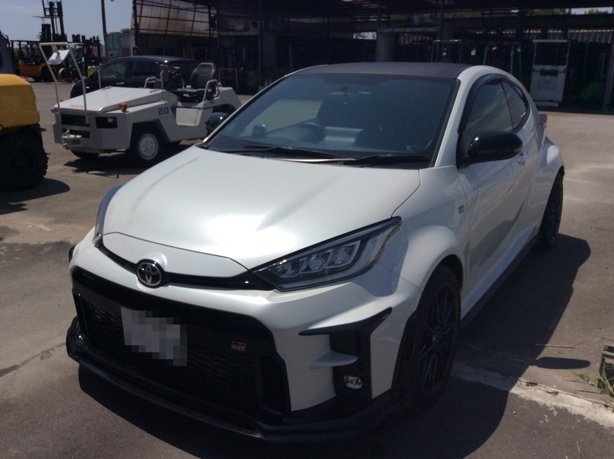 トヨタ　ＧＲヤリスの車種サムネイル画像