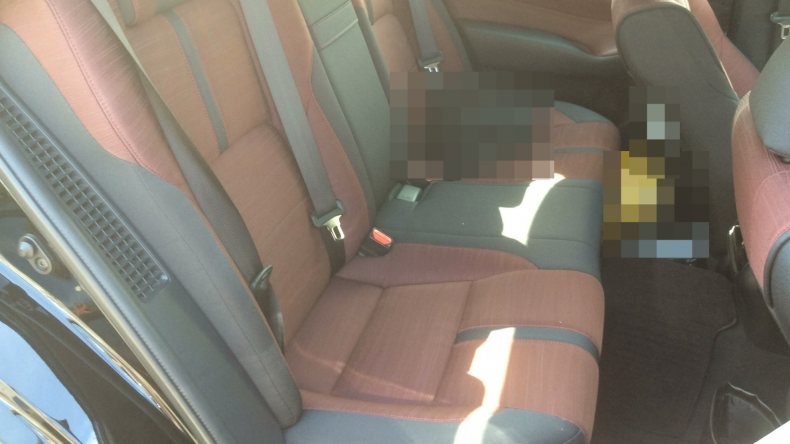 内装後方シート