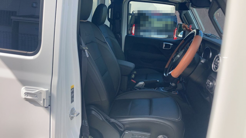 内装前方シート