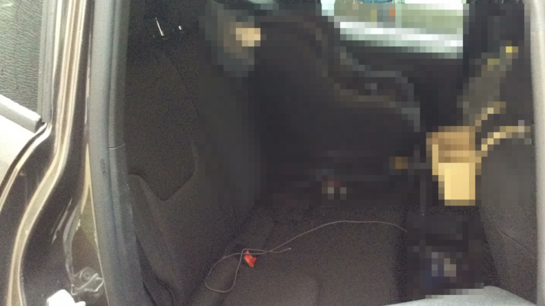 内装後方シート