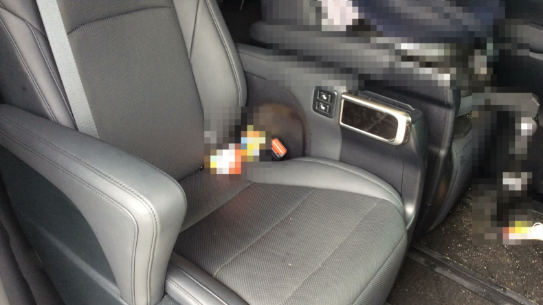 内装後方シート