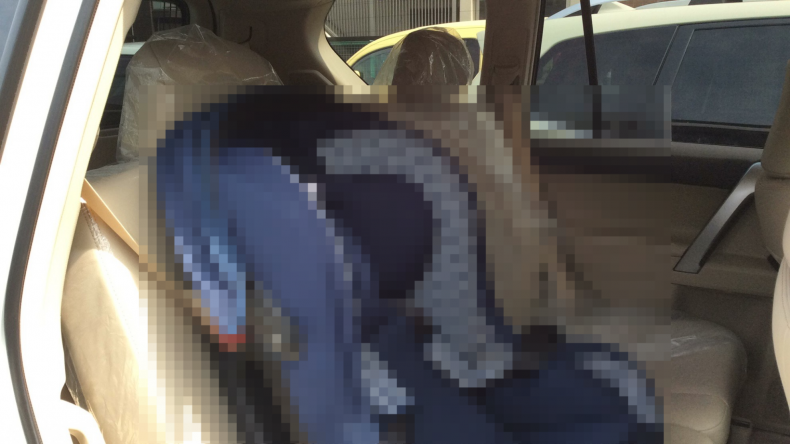 内装後方シート