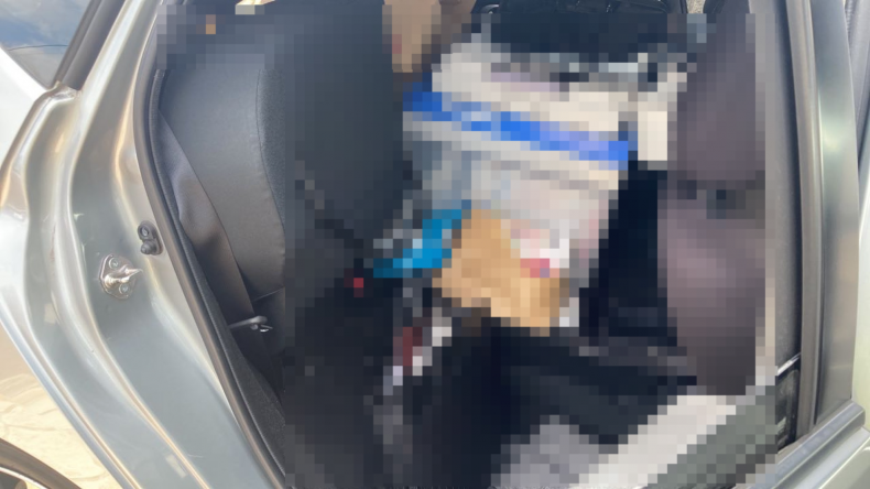 内装後方シート