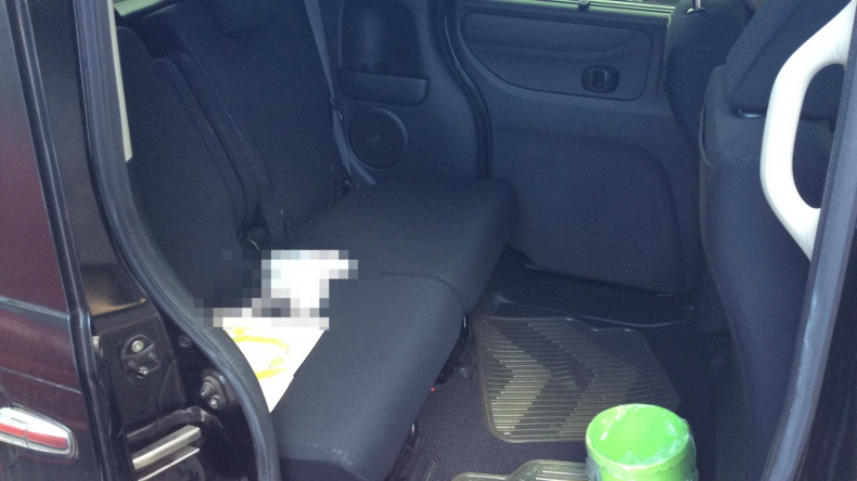 内装後方シート