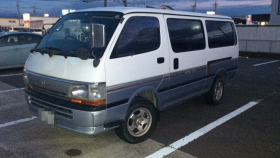 トヨタ/ハイエースバン-140591