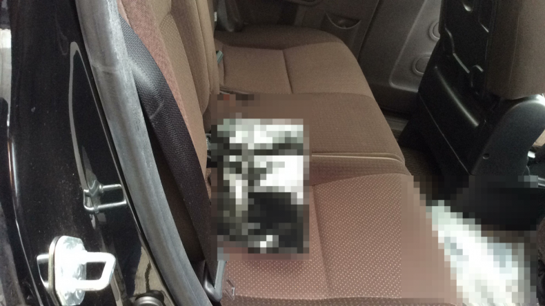 内装後方シート